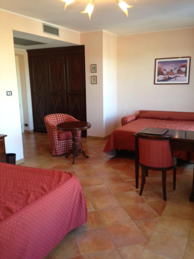 Hotel Barolo Esterno foto
