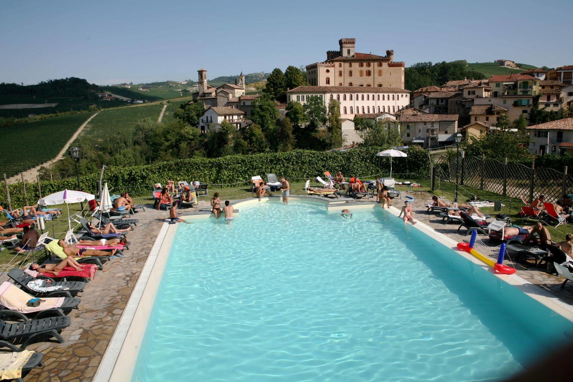 Hotel Barolo Esterno foto
